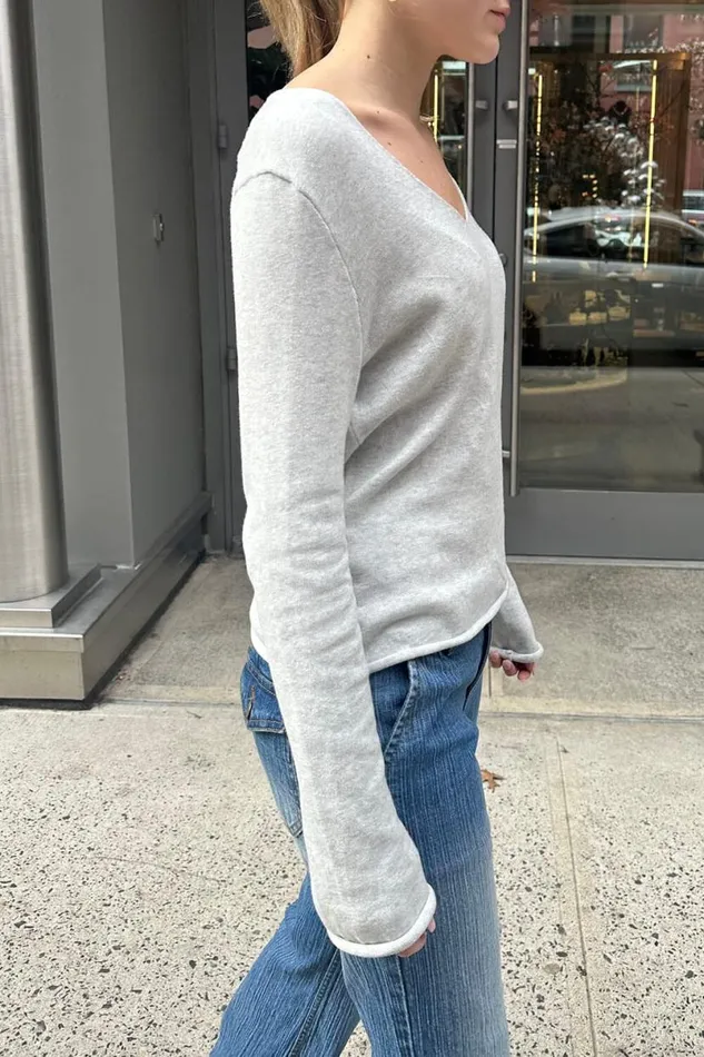 Clothing Andi VNeck Cotton Sweater Brandy Melville SWEATERS Clothing Andi VNeck Cotton Sweater Brandy Melville SWEATERS