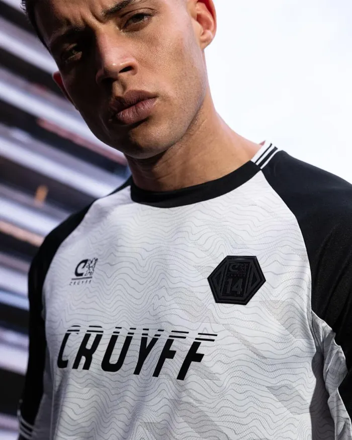 Cruyff Icon Tee White Men TShirts and Polo039s Cruyff Icon Tee White Men TShirts and Polo039s