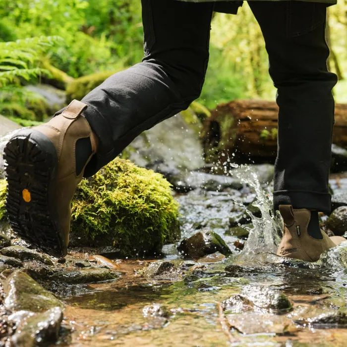 Danner Boots Tramline Chelsea 917 GTX Major Brown 8211 Women