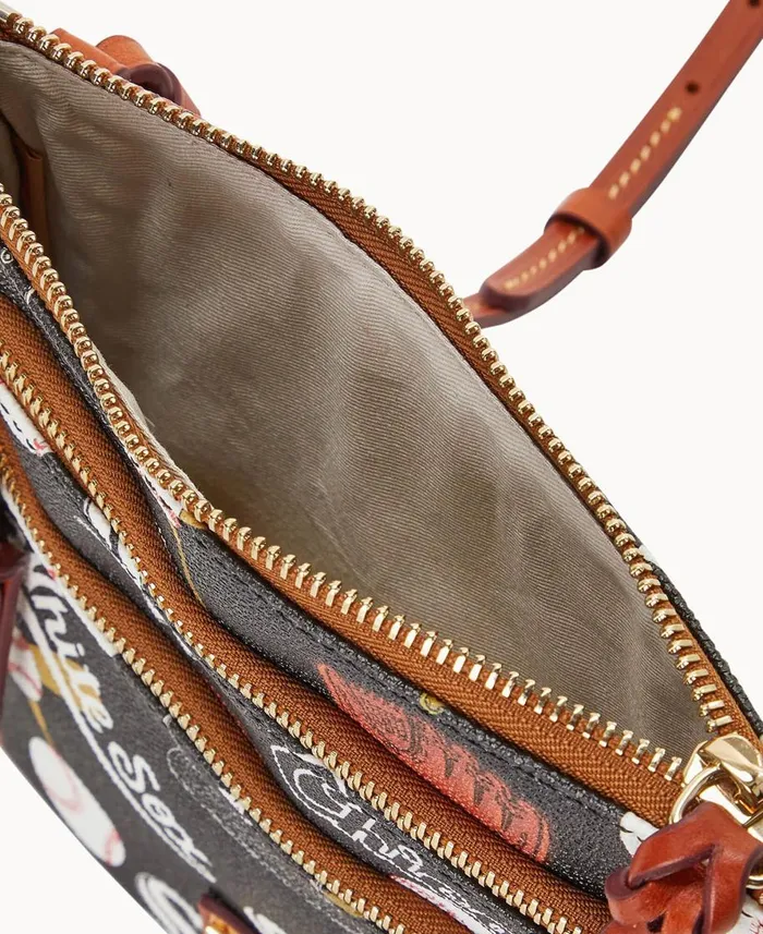 Dooney and Bourke Crossbodies MLB White Sox N S Triple Zip Crossbody White Sox 8211 WomenMen Dooney and Bourke Crossbodies MLB White Sox N S Triple Zip Crossbody White Sox 8211 WomenMen