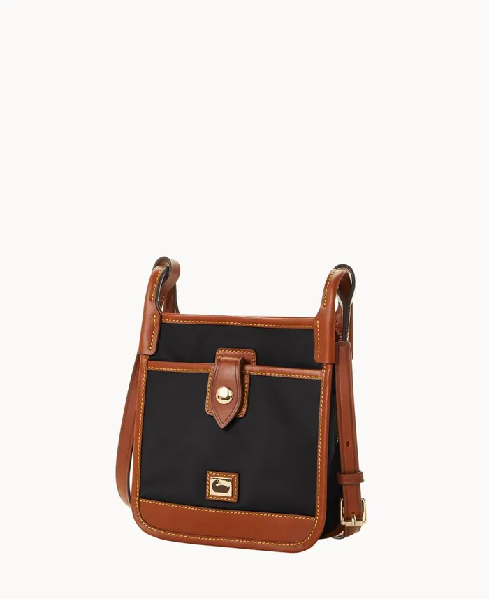Dooney and Bourke Crossbodies Wayfarer Letter Carrier Black 8211 WomenMen