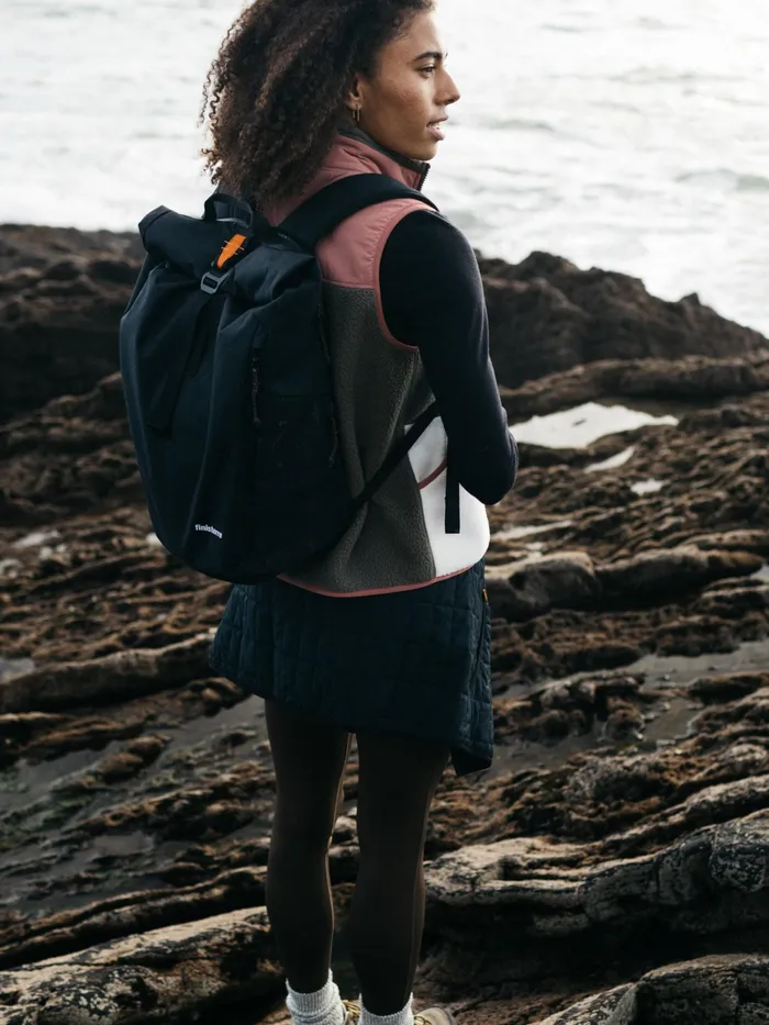 Finisterre Bags MenWomen Nautilus 23L Backpack Black
