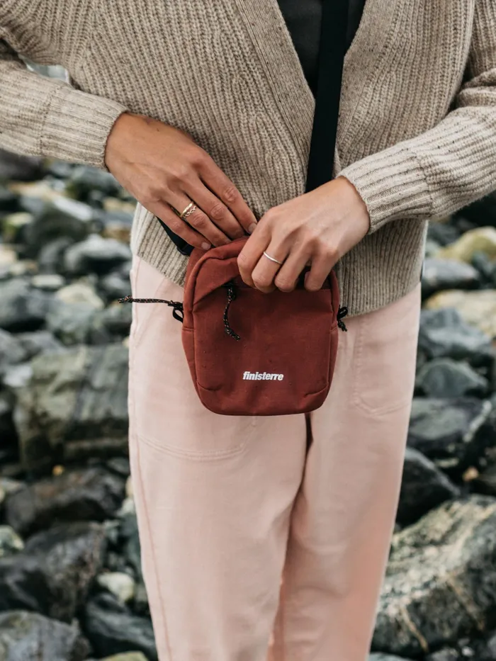 Finisterre Bags MenWomen Nautilus Pocket Pack Bag Dark Rosewood