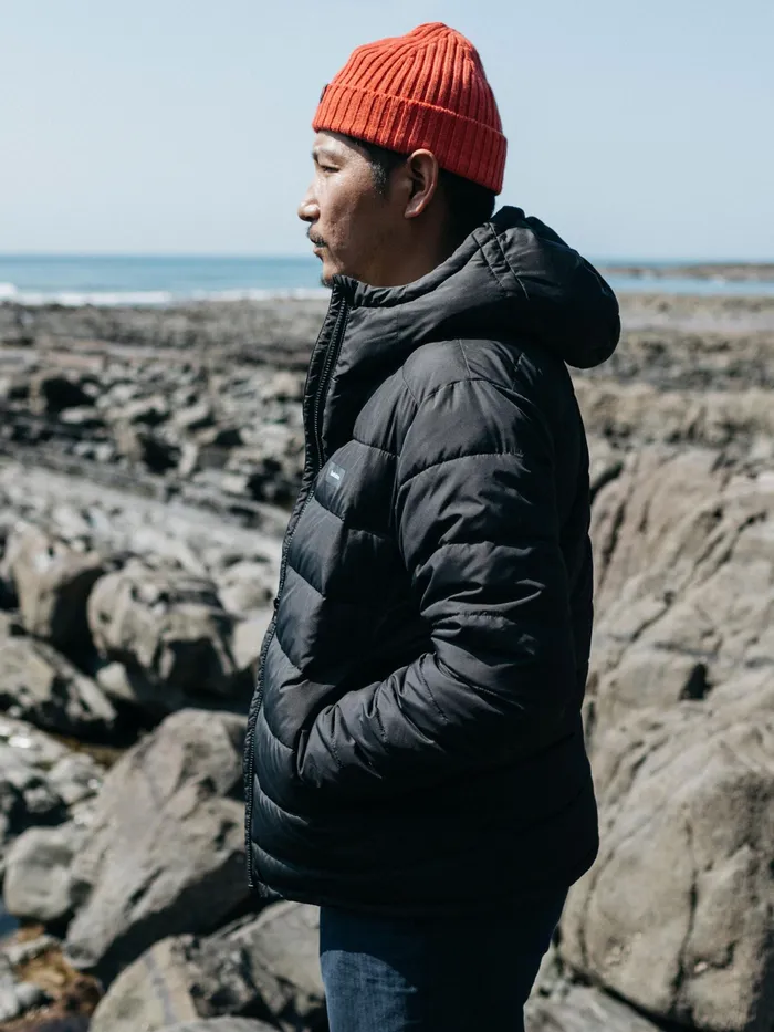 Finisterre Jackets and Coats Men Nebulas Insulated Jacket Black