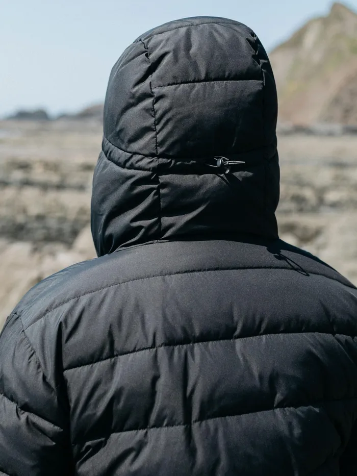 Finisterre Jackets and Coats Men Nebulas Insulated Jacket Black