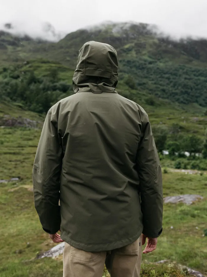 Finisterre Jackets and Coats Men Stormbird Waterproof Jacket Olive
