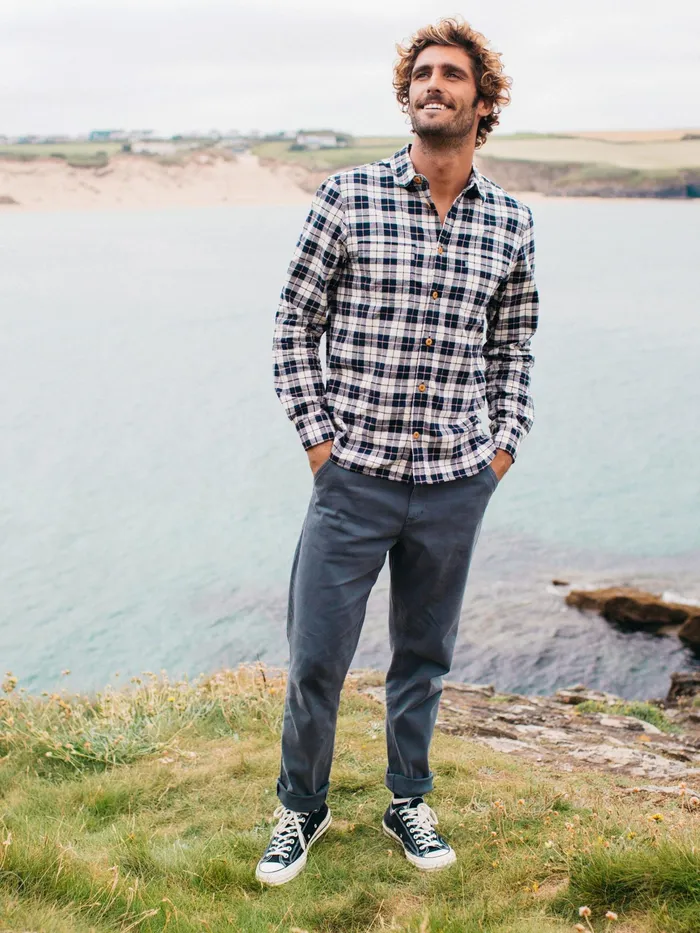 Finisterre Pants Men Koerner Pant Airforce Blue
