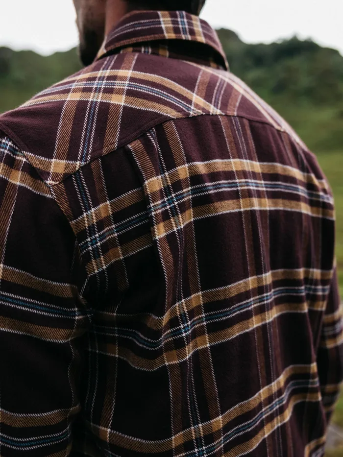 Finisterre Shirts Men Beardsmore Shirt Black Cherry Check