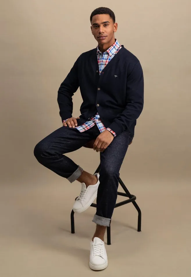 FYNCHHATTON Parting Jacket Made Of Soft Cotton With A Button Closure Silvernavysummer Breeze Men Cardigan