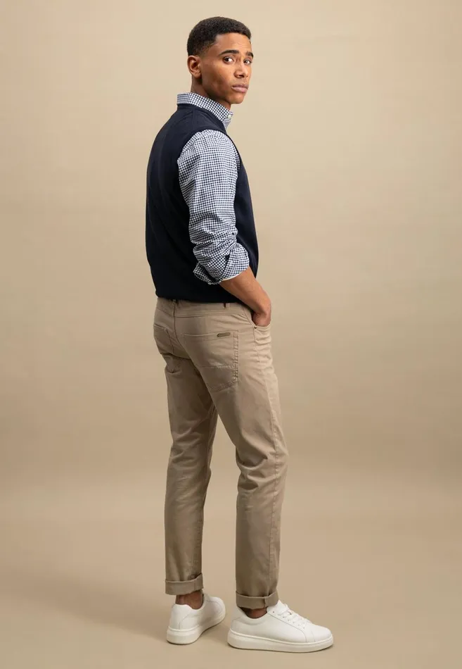 FYNCHHATTON String Pullunder Made Of Fine Cotton Steelnavypoppy Rednightstrong Blue Men Sweater