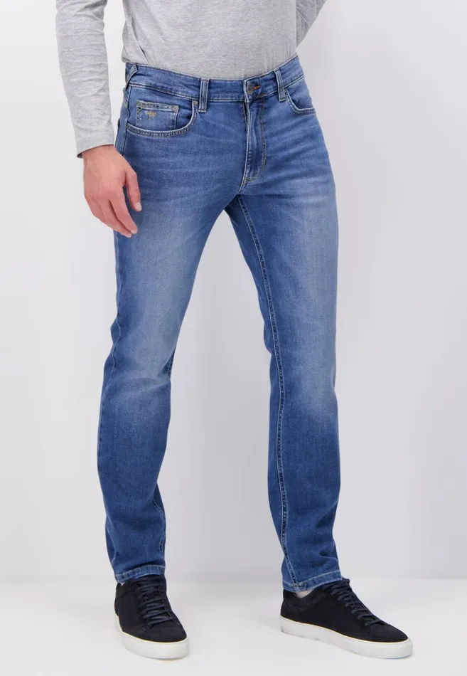 FYNCHHATTON Tapered Fit Jeans Black Usedmid Blueblue Bluelight Blue Men Pants