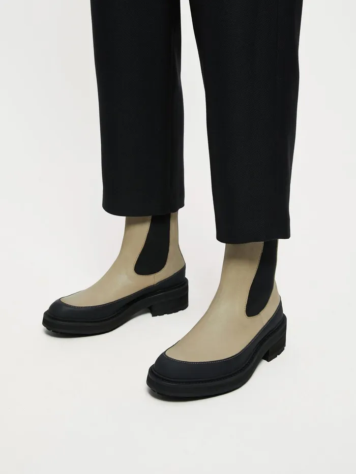 Jigsaw Shoes and Sandals Women Sidwell Rubber Trek Boot Cream