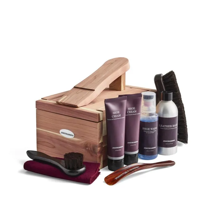 Johnston and Murphy Cedar Shoe Care Kit Cedar Men Shoe Care and Accessories