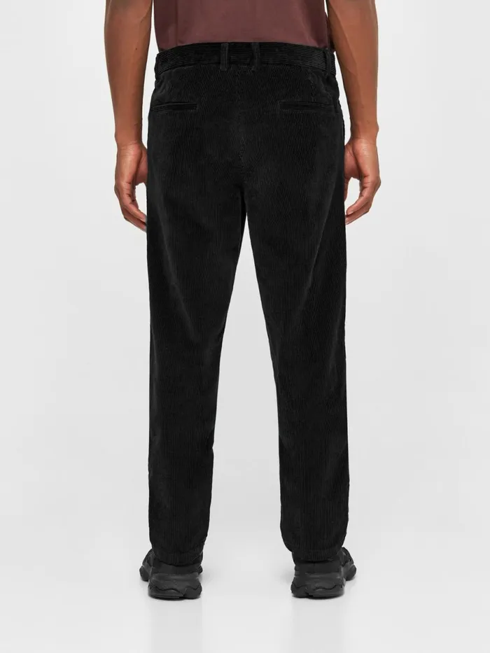 KnowledgeCotton Apparel Pants CHUCK Regular 8wales Corduroy Chino Pants Black Jet 8211 Men