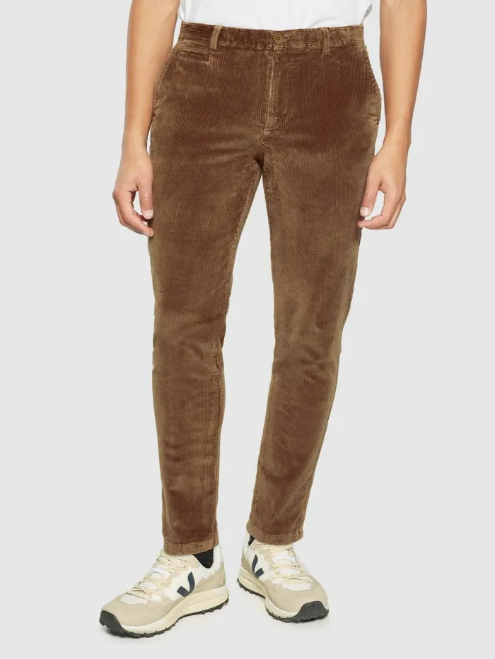 KnowledgeCotton Apparel Pants CHUCK Regular 8wales Corduroy Chino Pants Dachshund 8211 Men KnowledgeCotton Apparel Pants CHUCK Regular 8wales Corduroy Chino Pants Dachshund 8211 Men