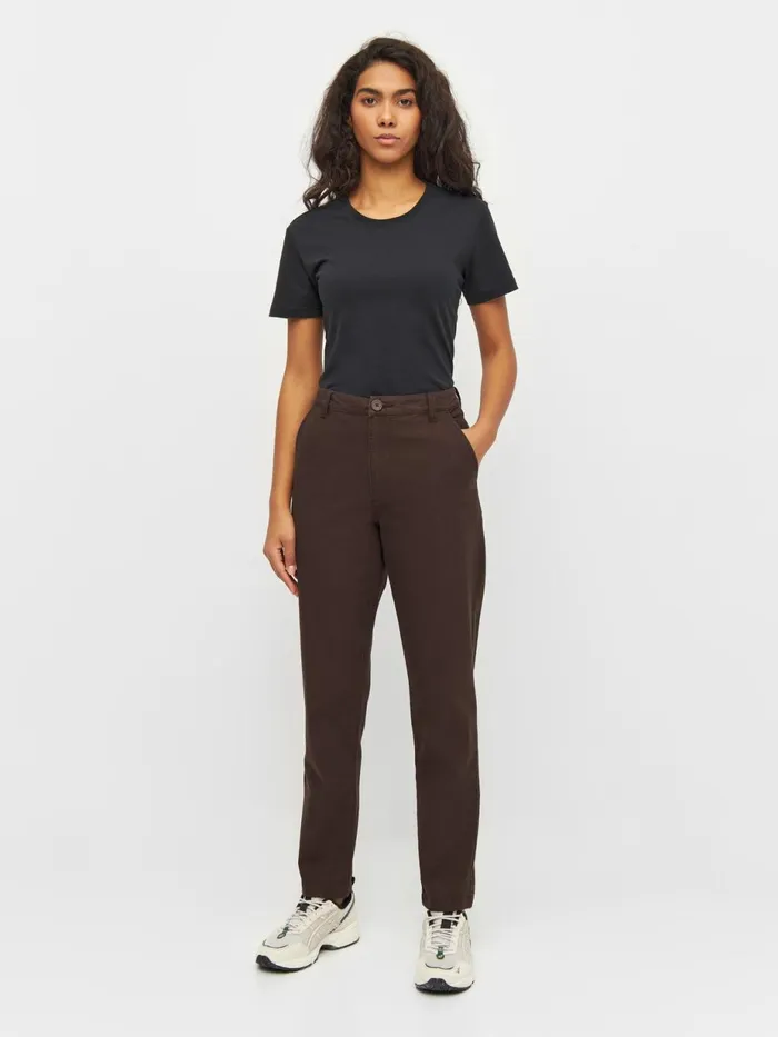 KnowledgeCotton Apparel Pants IRIS Mom Midrise Chino Chocolate Plum 8211 Women KnowledgeCotton Apparel Pants IRIS Mom Midrise Chino Chocolate Plum 8211 Women
