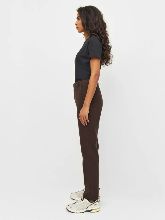 KnowledgeCotton Apparel Pants IRIS Mom Midrise Chino Chocolate Plum 8211 Women KnowledgeCotton Apparel Pants IRIS Mom Midrise Chino Chocolate Plum 8211 Women