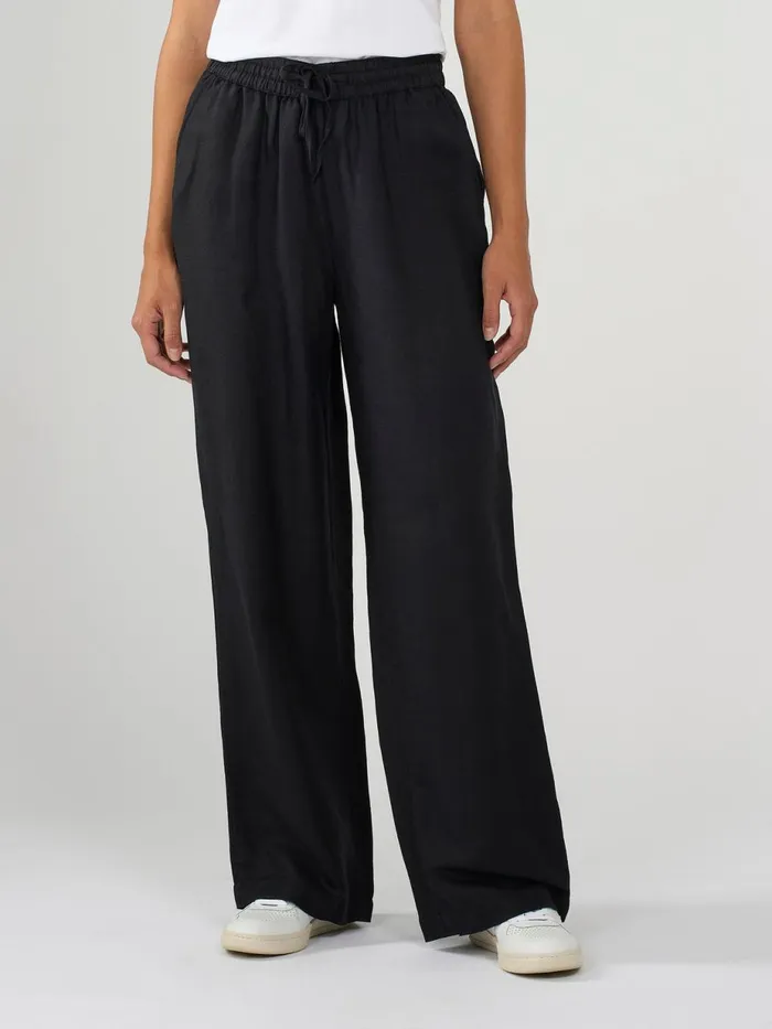 KnowledgeCotton Apparel Pants Linen Mix Elastic Waist Pants Black Jet 8211 Women KnowledgeCotton Apparel Pants Linen Mix Elastic Waist Pants Black Jet 8211 Women