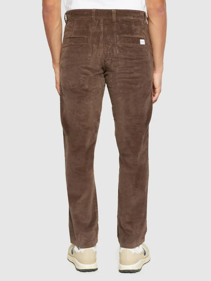KnowledgeCotton Apparel Pants Organic Cotton Chuck Corduroy Pants GOTS Demitasse brown 8211 Men KnowledgeCotton Apparel Pants Organic Cotton Chuck Corduroy Pants GOTS Demitasse brown 8211 Men