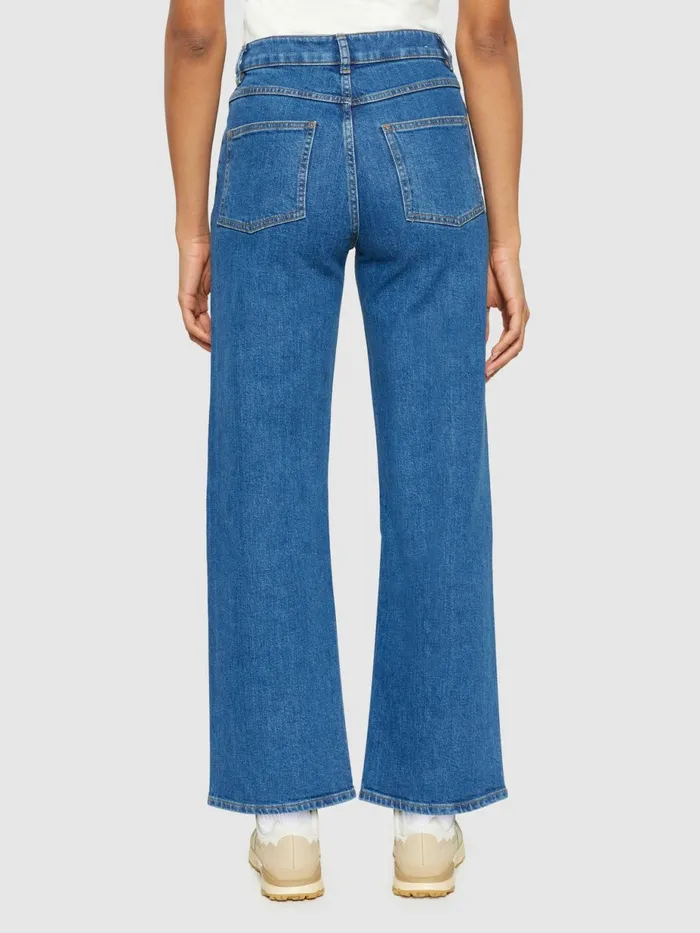 KnowledgeCotton Apparel Pants Organic Cotton Gale Jeans GOTS Medium Blue 8211 Women KnowledgeCotton Apparel Pants Organic Cotton Gale Jeans GOTS Medium Blue 8211 Women