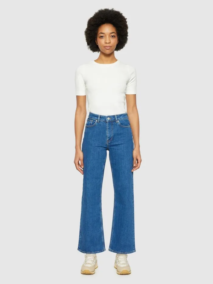 KnowledgeCotton Apparel Pants Organic Cotton Gale Jeans GOTS Medium Blue 8211 Women KnowledgeCotton Apparel Pants Organic Cotton Gale Jeans GOTS Medium Blue 8211 Women