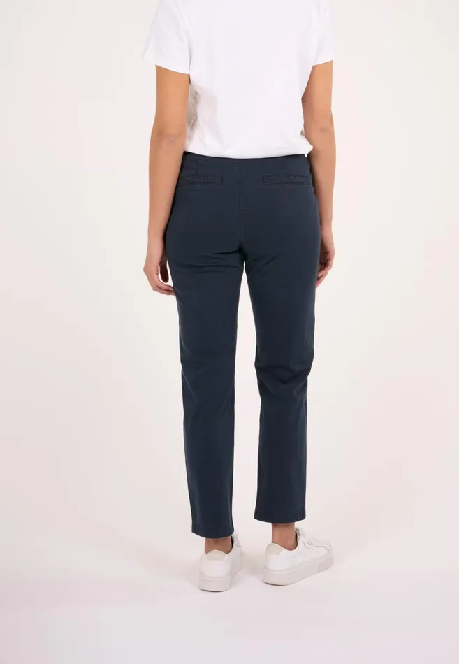 KnowledgeCotton Apparel Pants WILLOW Regular Cropped Poplin Chino Total Eclipse 8211 Women KnowledgeCotton Apparel Pants WILLOW Regular Cropped Poplin Chino Total Eclipse 8211 Women