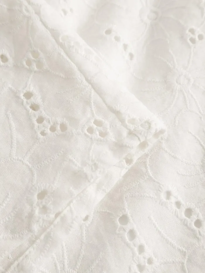 KnowledgeCotton Apparel Shorts Embroidery Anglaise Shorts Egret 8211 Women KnowledgeCotton Apparel Shorts Embroidery Anglaise Shorts Egret 8211 Women