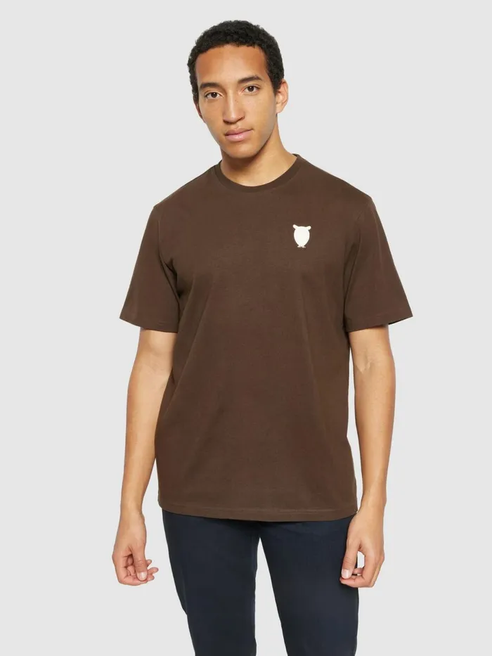 KnowledgeCotton Apparel TShirts Regular Fit Owl Chest Embroidery Tshirt Demitasse brown 8211 Men KnowledgeCotton Apparel TShirts Regular Fit Owl Chest Embroidery Tshirt Demitasse brown 8211 Men