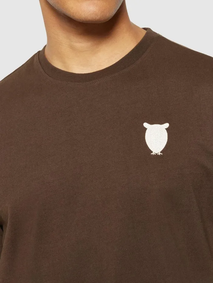 KnowledgeCotton Apparel TShirts Regular Fit Owl Chest Embroidery Tshirt Demitasse brown 8211 Men KnowledgeCotton Apparel TShirts Regular Fit Owl Chest Embroidery Tshirt Demitasse brown 8211 Men