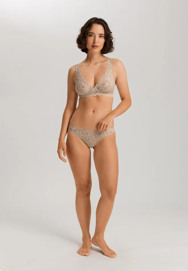 Lace Soft Cup Bra Iced Cappuccino Women HANRO Wireless Bras