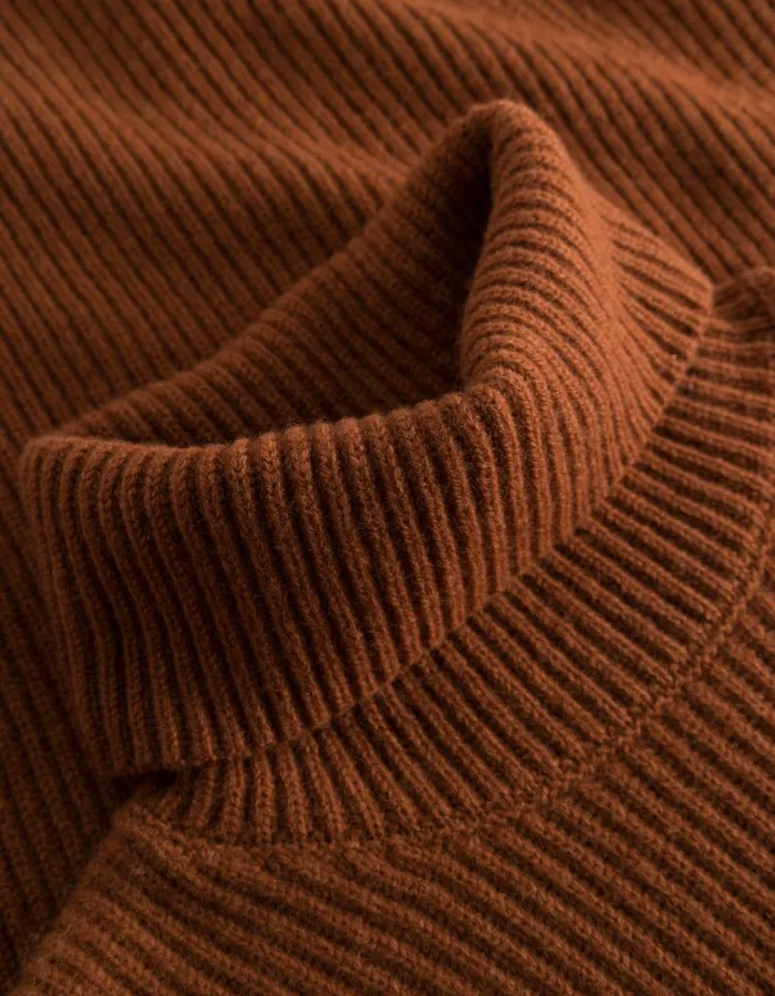 Men Eddie Wool Rib Rollneck Knit 8211 Arabian Spice Les Deux Knitwear