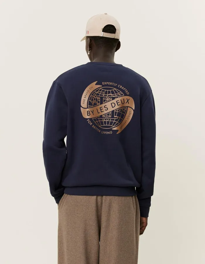 Men Globe Sweatshirt 8211 Dark NavyTobacco Brown Les Deux HoodiesSweatshirts