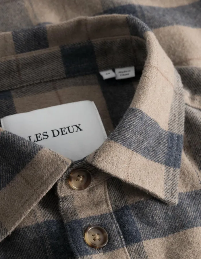 Men Lennon Flannel Check Overshirt 8211 Desert TaupeDark Navy Les Deux ShirtsOvershirts