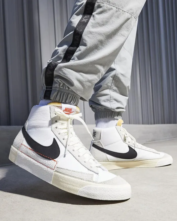 Men Nike Lifestyle Blazer Mid Pro Club Whitelight Bonesummit Whiteblack