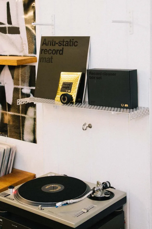 Men Record Weight Black Fred Perry Accessories