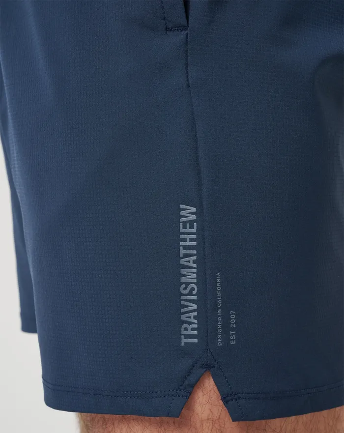 Men Shorts TravisMathew WANDERLUST EWAIST SHORT 75IN Mood Indigo