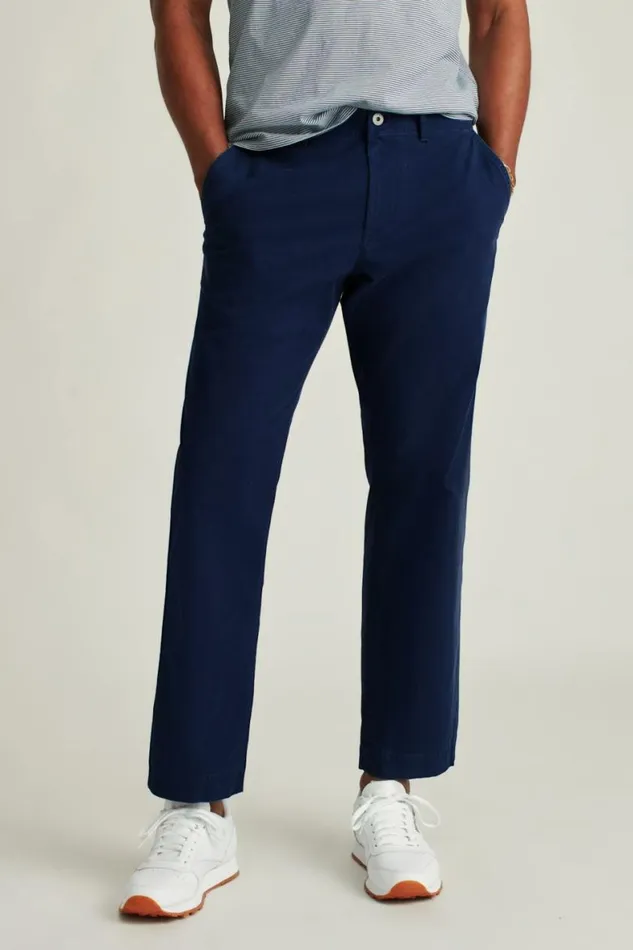 Men The Relaxed Straight Chino Night Train Bonobos Chinos