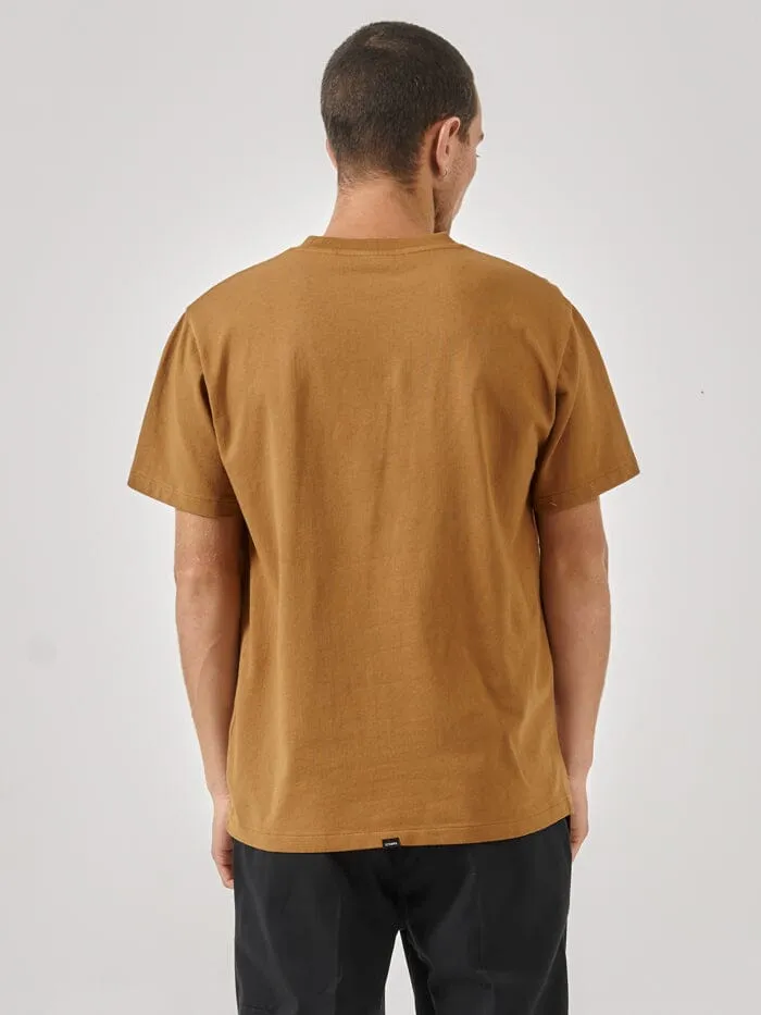 Mens Experience Embro Merch Fit Tee Lion Thrills Tees and Tank Tops