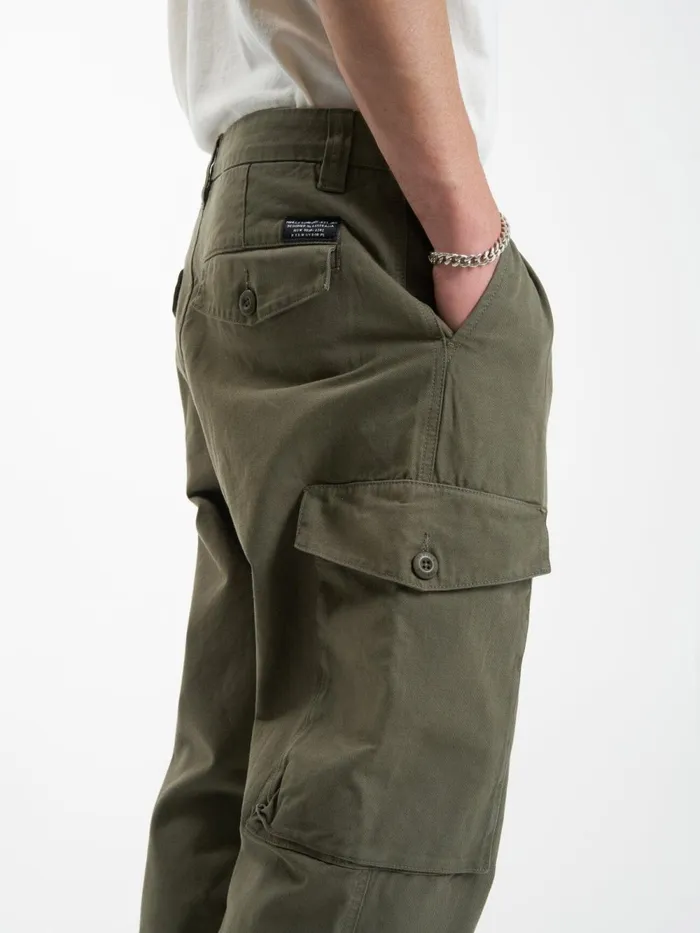 Mens Issued Big Slacker Cargo Pant Mild Army Thrills Pants