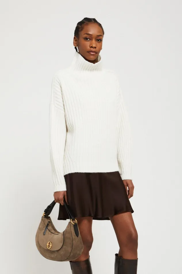 Ottod039Ame Wool Blend Sweater With Turtleneck Women Knitwear