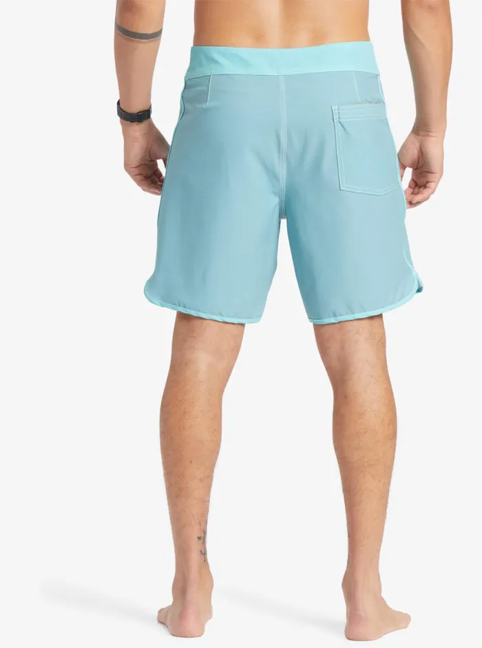 Quiksilver Original Scallop 18034 Boardshorts Reef Waters Mens Shorts and Amphibians
