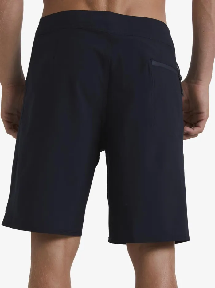 Quiksilver Surfsilk Kaimana 19034 Boardshorts Black Mens Shorts and Amphibians