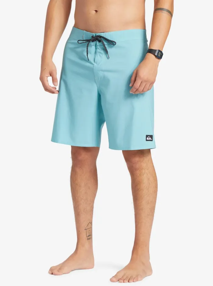 Quiksilver Surfsilk Kaimana 19034 Boardshorts Reef Waters Mens Shorts and Amphibians