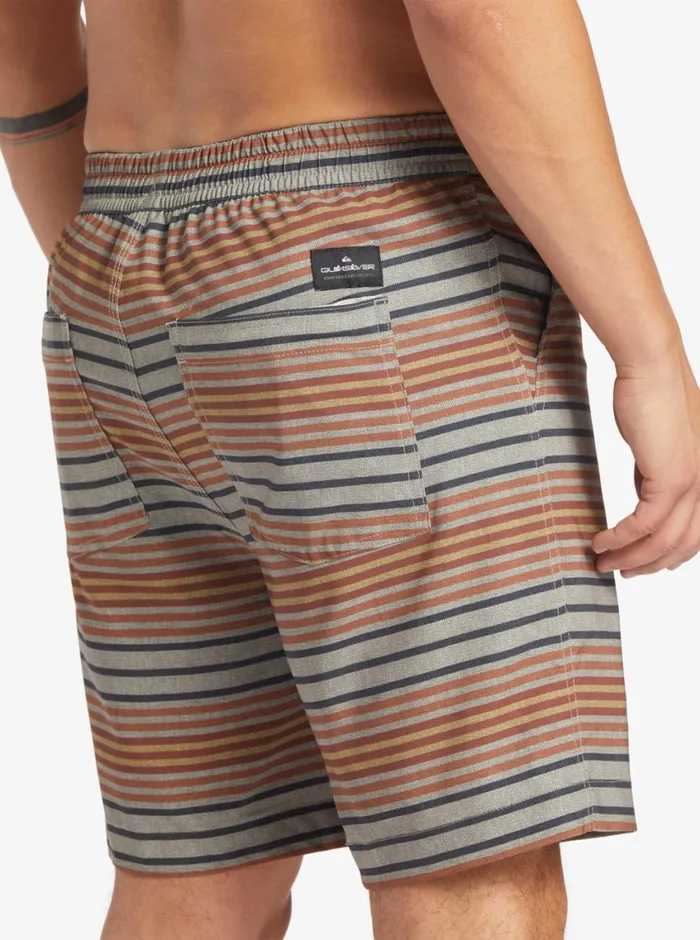 Quiksilver Taxer Print 18034 Amphibian Boardshorts Horizon Birch Taxer Mens Shorts and Amphibians Quiksilver Taxer Print 18034 Amphibian Boardshorts Horizon Birch Taxer Mens Shorts and Amphibians