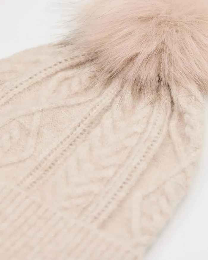 RWandCO Hats Gloves and Scarves CableKnit Beanie With Pompom Oatmeal Mix8211 8211 Women RWandCO Hats Gloves and Scarves CableKnit Beanie With Pompom Oatmeal Mix8211 8211 Women