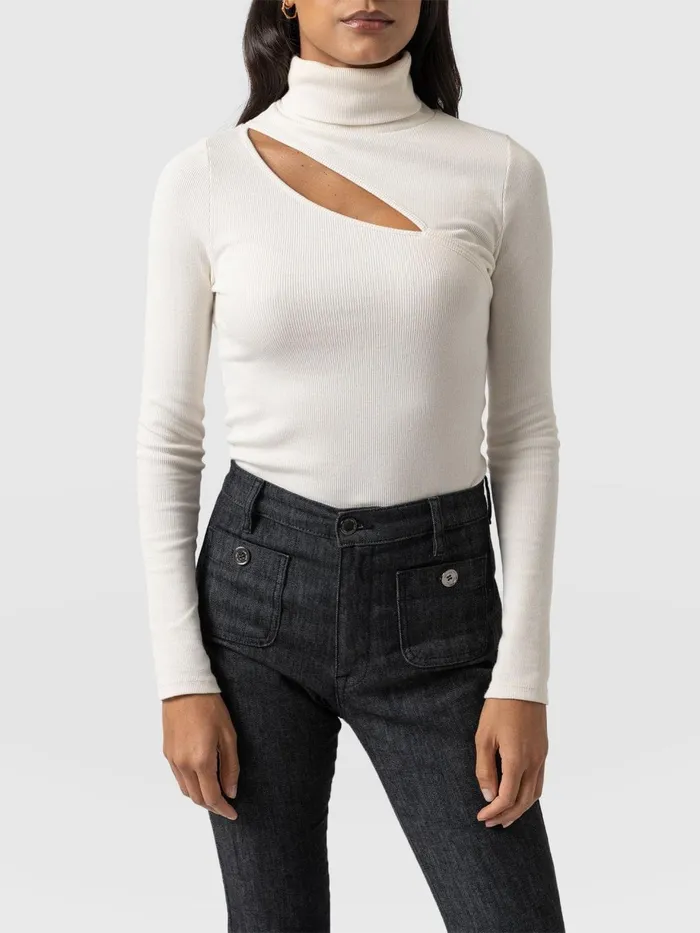 Saint And Sofia Casual Tops Women Reveal Turtle Neck 8211 Cream Cream