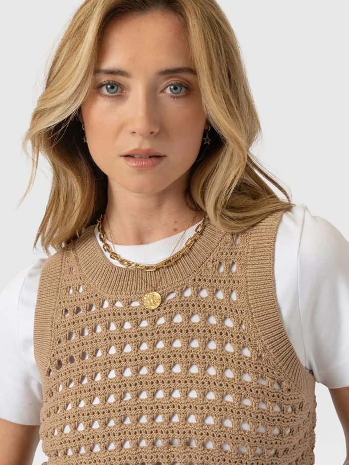 Saint And Sofia Knitwear Women Adler Sleeveless Knit 8211 Camel Camel