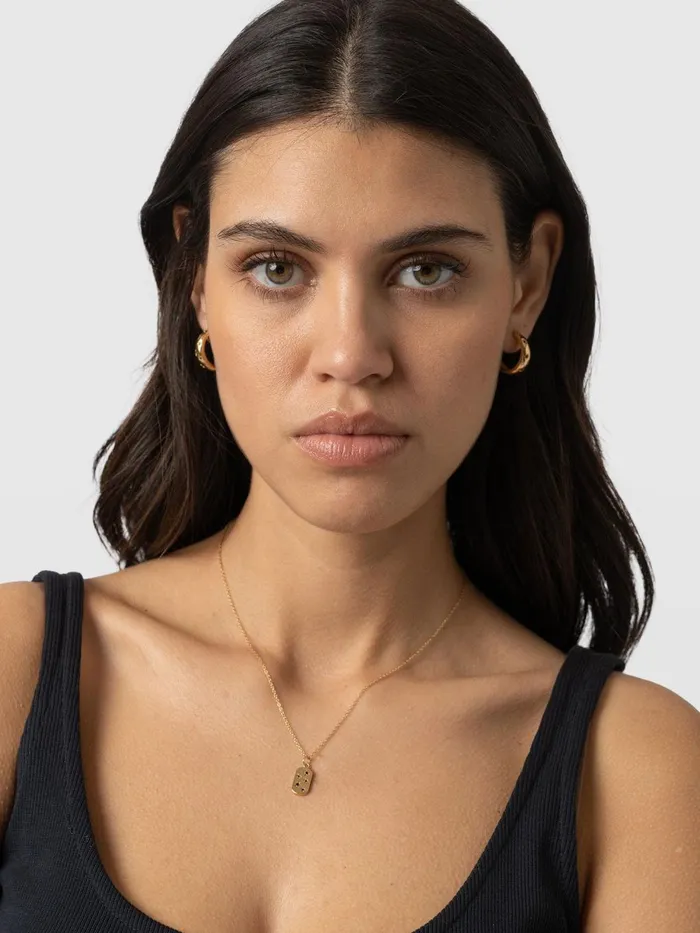 Saint And Sofia Necklaces Women Scatter Star Charm Necklace 8211 GoldBlack Goldblack