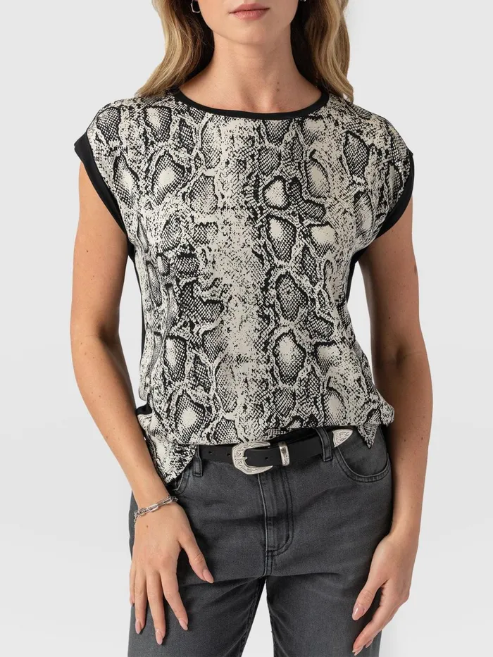 Saint And Sofia TShirts and Tanks Women Turn Up Contrast Tee 8211 Cream Snake Cream Snake