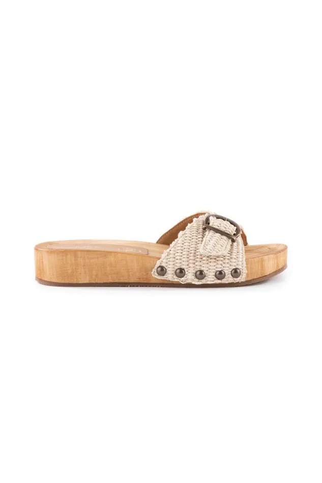 SHOP Trina Turk SHOES SEYCHELLES SORBET SANDAL